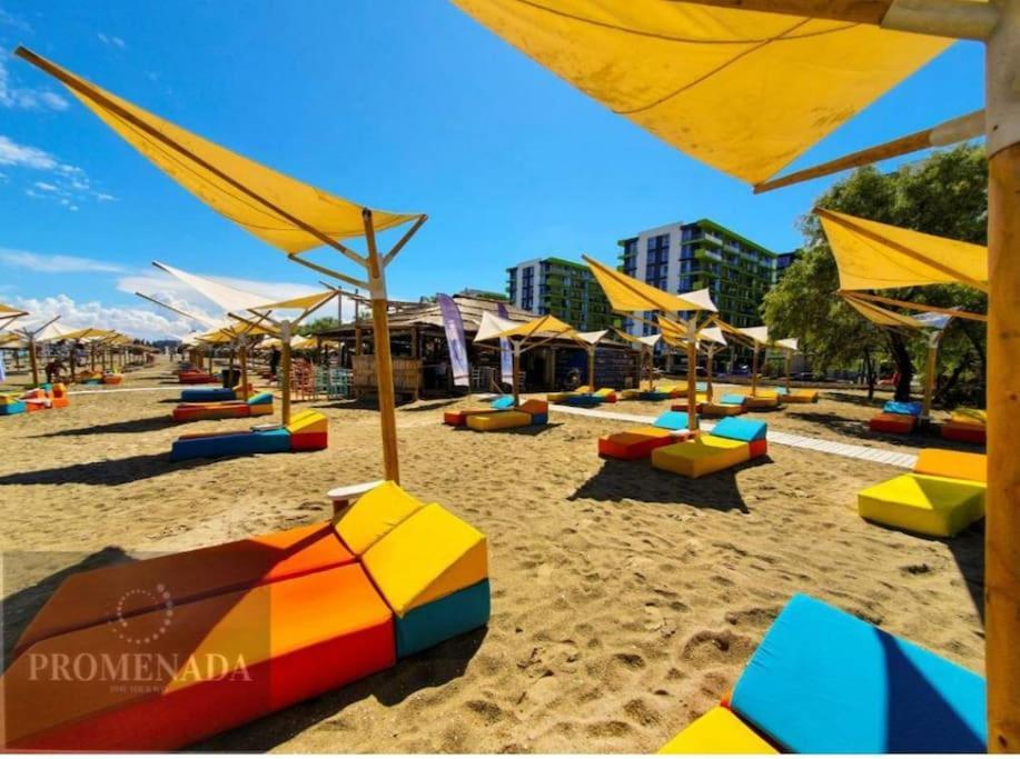 Alezzy Reasort Luxury Apartment 81 Prima Linie La Mare Navodari Luaran gambar