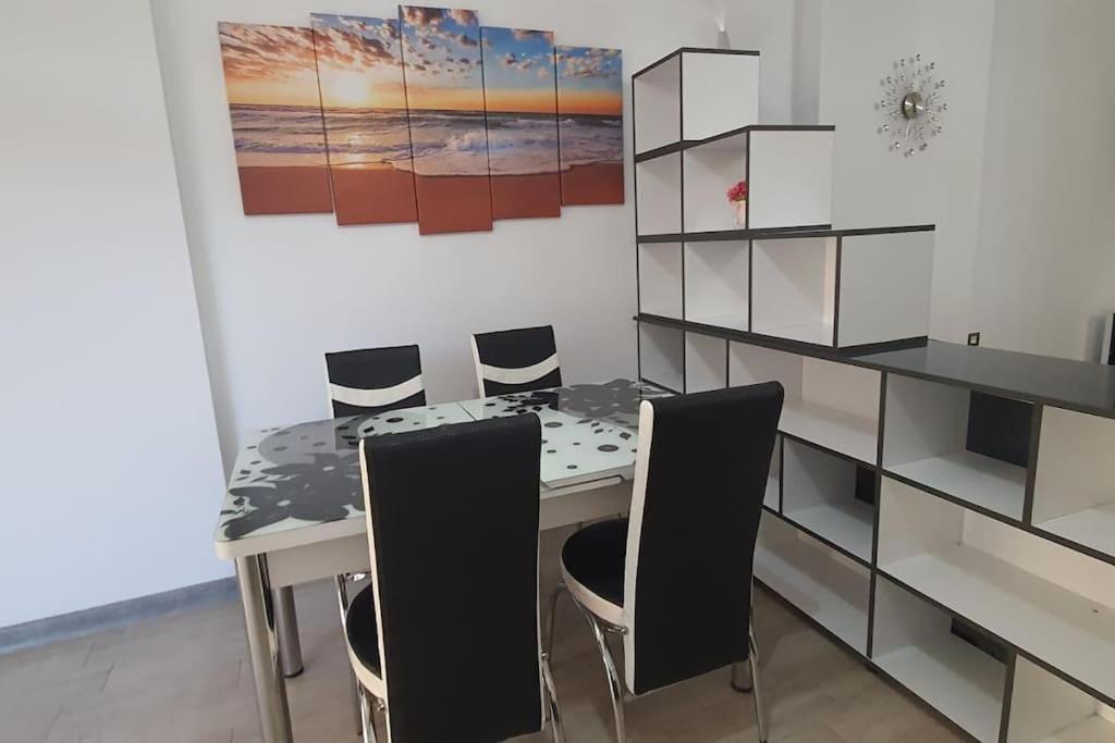 Alezzy Reasort Luxury Apartment 81 Prima Linie La Mare Navodari Luaran gambar